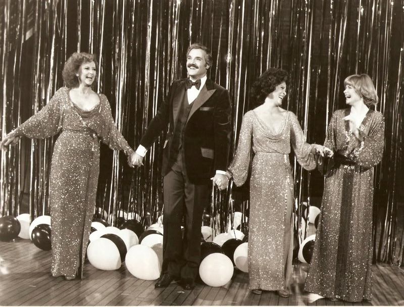 From left: Cathryn Damon, Hal Linden, Linda Lavin, Bonnie Franklin (Photo: ABC)